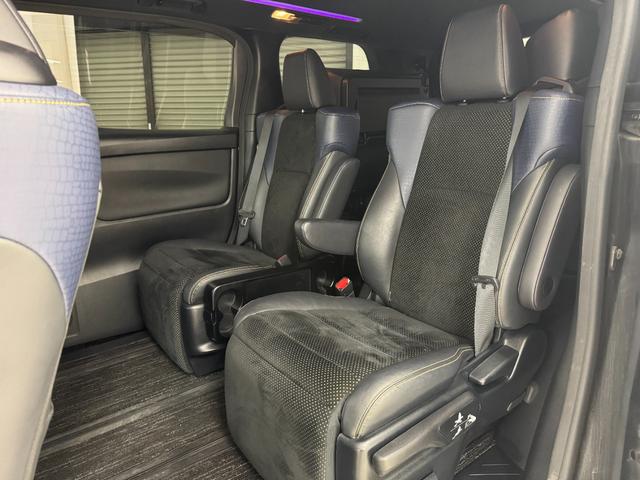 ヴェルファイア 2.5Z Aエディション ゴールデンアイズ サンルーフ モデリスタスポイラー フリップダウンモニター ALPINEナビ/TV/バックカメラ/クルーズコントロール 障害物センサー ウォークスルー ETC(38枚目)