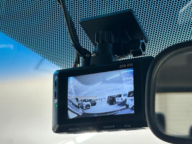 アルファード ２．５Ｓ　Ａパッケージ　両側パワースライドドア　バックカメラ　Ｂｌｕｅｔｏｏｔｈ　ＥＴＣ　ナビ、フルセグＴＶ　コーナーセンサー前後　後席モニター　純正アルミホイール　ＬＥＤヘッドライト（11枚目）