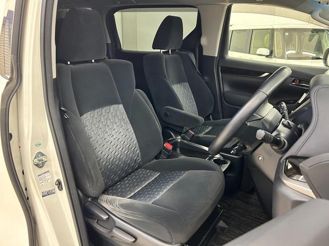 アルファード ２．５Ｓ　Ａパッケージ　両側パワースライドドア　バックカメラ　Ｂｌｕｅｔｏｏｔｈ　ＥＴＣ　ナビ、フルセグＴＶ　コーナーセンサー前後　後席モニター　純正アルミホイール　ＬＥＤヘッドライト（13枚目）