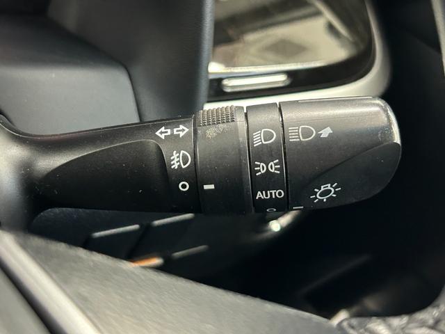 アルファード ２．５Ｓ　Ａパッケージ　両側パワースライドドア　バックカメラ　Ｂｌｕｅｔｏｏｔｈ　ＥＴＣ　ナビ、フルセグＴＶ　コーナーセンサー前後　後席モニター　純正アルミホイール　ＬＥＤヘッドライト（25枚目）