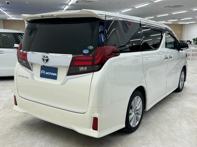 アルファード ２．５Ｓ　Ａパッケージ　両側パワースライドドア　バックカメラ　Ｂｌｕｅｔｏｏｔｈ　ＥＴＣ　ナビ、フルセグＴＶ　コーナーセンサー前後　後席モニター　純正アルミホイール　ＬＥＤヘッドライト（41枚目）