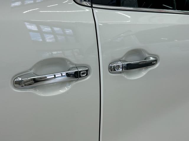 アルファード ２．５Ｓ　Ａパッケージ　両側パワースライドドア　バックカメラ　Ｂｌｕｅｔｏｏｔｈ　ＥＴＣ　ナビ、フルセグＴＶ　コーナーセンサー前後　後席モニター　純正アルミホイール　ＬＥＤヘッドライト（44枚目）