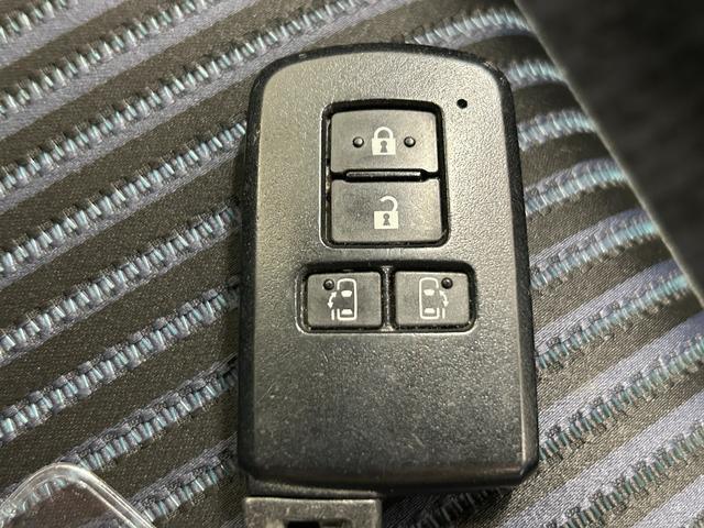 ヴォクシー ZS 煌II 10インチナビ フリップダウンモニター ETC 両側パワースライドドア バックカメラ Bluetooth 両側パワースライドドア オートマチックハイビーム(31枚目)