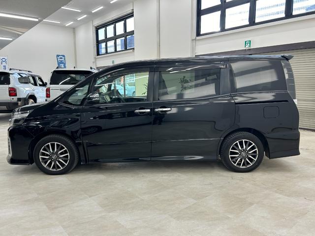 ヴォクシー ZS 煌II 10インチナビ フリップダウンモニター ETC 両側パワースライドドア バックカメラ Bluetooth 両側パワースライドドア オートマチックハイビーム(37枚目)