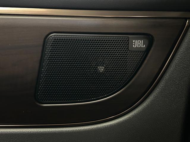 アルファード Z サンルーフ BSM サイドステップ デジタルインナーミラー 純正ナビ レーダークルーズコントロール シートヒーター エアシート 電動リアゲード メモリーシート 全方位カメラ Bluetooth(8枚目)