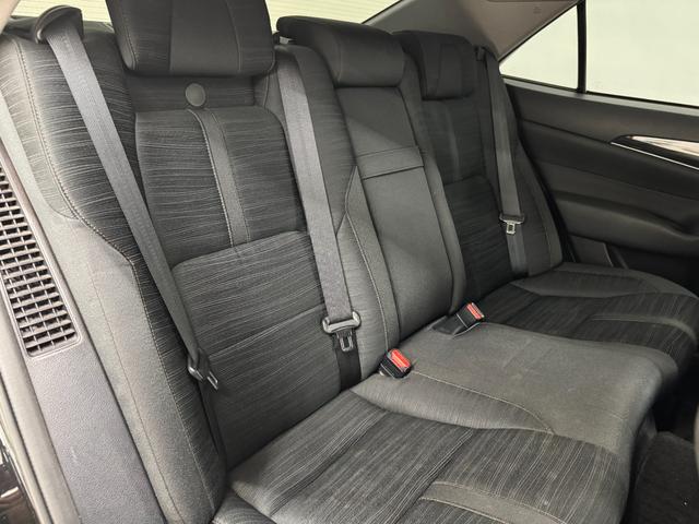 TOYOTA CROWN HYBRID ATHLETE