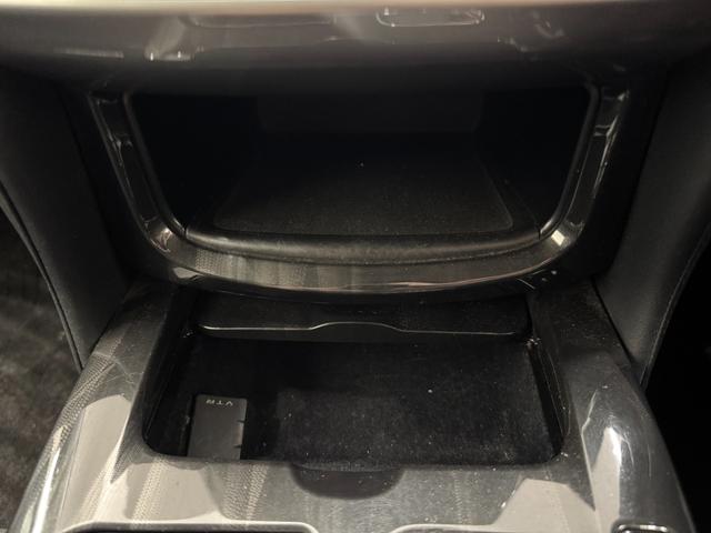 TOYOTA CROWN HYBRID ATHLETE