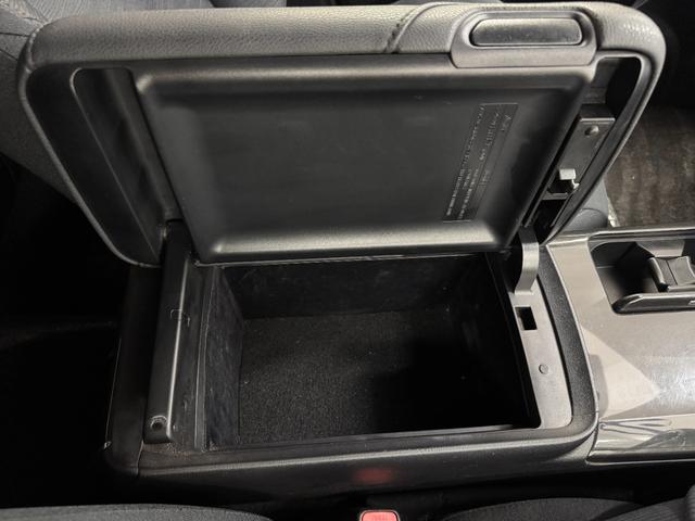 TOYOTA CROWN HYBRID ATHLETE