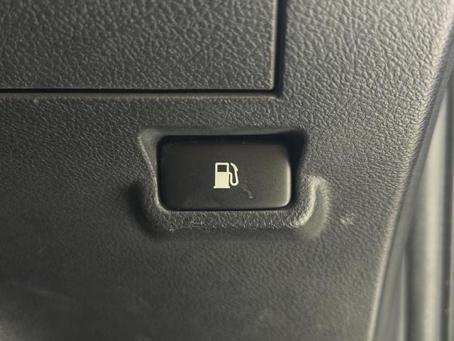 TOYOTA CROWN HYBRID ATHLETE