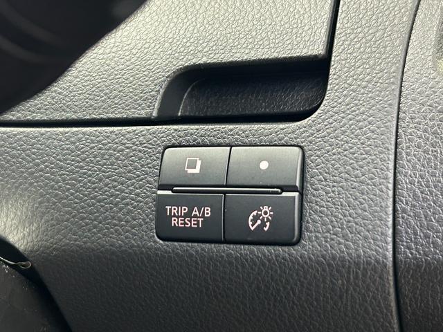 セレナ ハイウェイスター　Ｖセレ＋セーフティ　ＳＨＶ　Ａセフ　純正ナビ　フルセグＴＶ　アラウンドビューモニター　両側パワースライドドア　社外アルミ（スタッドレスタイヤ）　ＥＴＣ（34枚目）