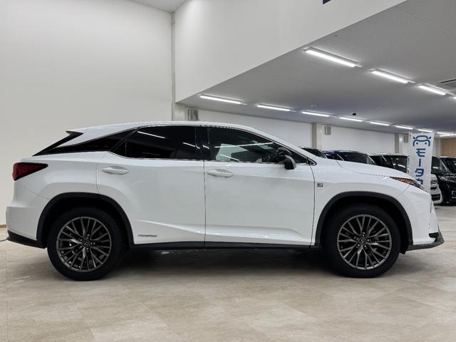 ＲＸ 　純正ナビ　フルセグＴＶ　バックカメラ　ステアリングヒーター　ＨＵＤ　Ｂｌｕｅｔｏｏｔｈ　シートヒーター　エアシート　電動リアゲード　ドライブレコーダー　パワシート　ＥＴＣ２．０オートマチックハイビーム（15枚目）