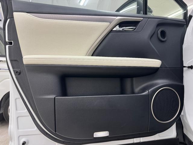 ＲＸ 　純正ナビ　フルセグＴＶ　バックカメラ　ステアリングヒーター　ＨＵＤ　Ｂｌｕｅｔｏｏｔｈ　シートヒーター　エアシート　電動リアゲード　ドライブレコーダー　パワシート　ＥＴＣ２．０オートマチックハイビーム（33枚目）