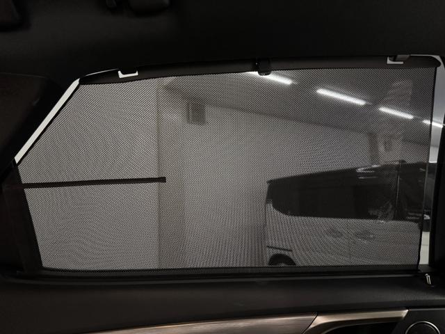 ＲＸ 　純正ナビ　フルセグＴＶ　バックカメラ　ステアリングヒーター　ＨＵＤ　Ｂｌｕｅｔｏｏｔｈ　シートヒーター　エアシート　電動リアゲード　ドライブレコーダー　パワシート　ＥＴＣ２．０オートマチックハイビーム（41枚目）