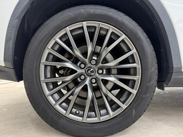 ＲＸ 　純正ナビ　フルセグＴＶ　バックカメラ　ステアリングヒーター　ＨＵＤ　Ｂｌｕｅｔｏｏｔｈ　シートヒーター　エアシート　電動リアゲード　ドライブレコーダー　パワシート　ＥＴＣ２．０オートマチックハイビーム（51枚目）