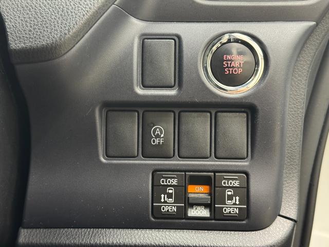 ヴォクシー ＺＳ　煌　純正９インチナビ　フルセグＴＶ　バックモニター　ＥＴＣ　プッシュスタート　両側パワースライドドア　ＬＥＤヘッドライト（6枚目）