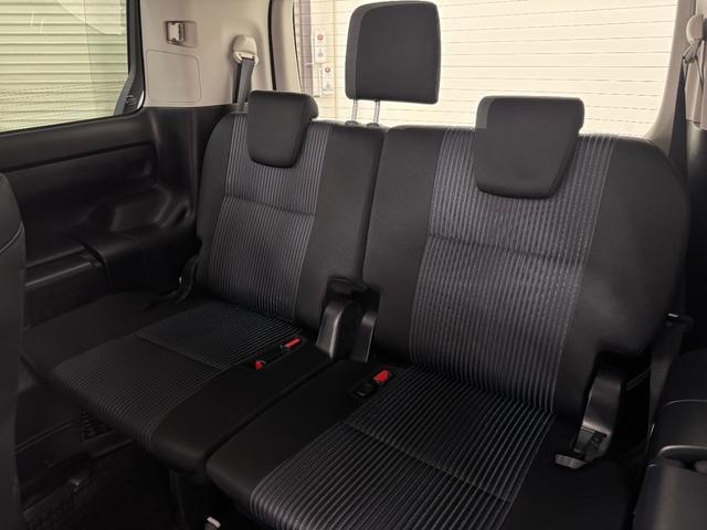 ヴォクシー ＺＳ　煌　純正９インチナビ　フルセグＴＶ　バックモニター　ＥＴＣ　プッシュスタート　両側パワースライドドア　ＬＥＤヘッドライト（12枚目）