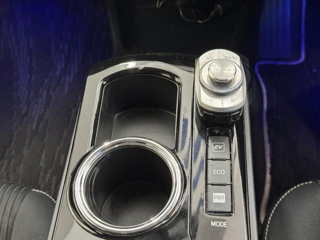 プリウスアルファ 　ＥＴＣ　シートヒーター　社外ナビ　ＴＶ／ＣＤ／ＤＶＤ／Ｂｌｕｅｔｏｏｔｈ　バックカメラ（26枚目）