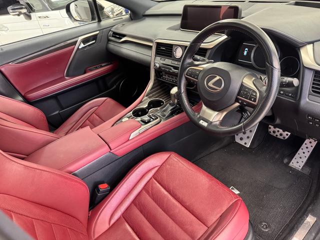 ＲＸ ＲＸ３００　Ｆスポーツ　純正ナビ　全方位カメラ　フルセグＴＶ　サンルーフ　ステアリングヒーター　電動リアゲード　ＢＳＭ　ＨＵＤ　シートヒーターエアシート　ドラレコ前後　メモリーシート　ＥＴＣ２．０　Ｂｌｕｅｔｏｏｔｈ（14枚目）