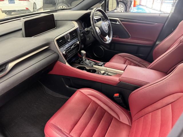 ＲＸ ＲＸ３００　Ｆスポーツ　純正ナビ　全方位カメラ　フルセグＴＶ　サンルーフ　ステアリングヒーター　電動リアゲード　ＢＳＭ　ＨＵＤ　シートヒーターエアシート　ドラレコ前後　メモリーシート　ＥＴＣ２．０　Ｂｌｕｅｔｏｏｔｈ（16枚目）