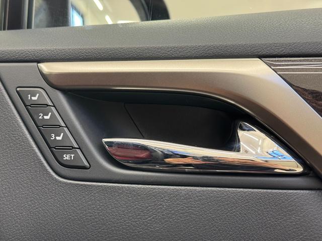 ＲＸ ＲＸ３００　Ｆスポーツ　純正ナビ　全方位カメラ　フルセグＴＶ　サンルーフ　ステアリングヒーター　電動リアゲード　ＢＳＭ　ＨＵＤ　シートヒーターエアシート　ドラレコ前後　メモリーシート　ＥＴＣ２．０　Ｂｌｕｅｔｏｏｔｈ（33枚目）