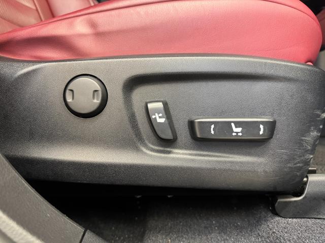 ＲＸ ＲＸ３００　Ｆスポーツ　純正ナビ　全方位カメラ　フルセグＴＶ　サンルーフ　ステアリングヒーター　電動リアゲード　ＢＳＭ　ＨＵＤ　シートヒーターエアシート　ドラレコ前後　メモリーシート　ＥＴＣ２．０　Ｂｌｕｅｔｏｏｔｈ（35枚目）