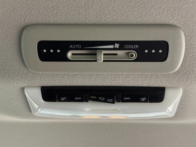 セレナ ｅ－パワー　ハイウェイスターＶ　フルセグＴＶ／ＣＤ／ＤＶＤ／Ｂｌｕｅｔｏｏｔｈ　ＬＥＤヘッドライト　純正アルミホイール　　クルーズコントロール　全周囲カメラ（21枚目）