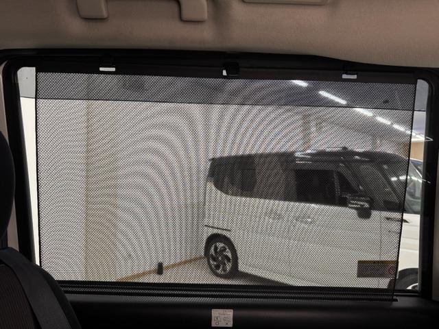 セレナ ｅ－パワー　ハイウェイスターＶ　フルセグＴＶ／ＣＤ／ＤＶＤ／Ｂｌｕｅｔｏｏｔｈ　ＬＥＤヘッドライト　純正アルミホイール　　クルーズコントロール　全周囲カメラ（31枚目）