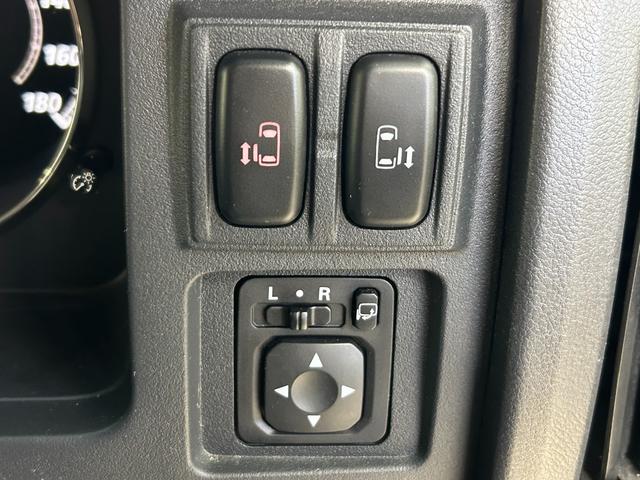 デリカＤ：５ シャモニー　ナビ　フルセグＴＶ　両側パワースライドドア　バックカメラ　サイドカメラ　フロントカメラ　フリップダウンモニター　パワシート　パドルシフト　ＥＴＣ　Ｂｌｕｅｔｏｏｔｈ（9枚目）