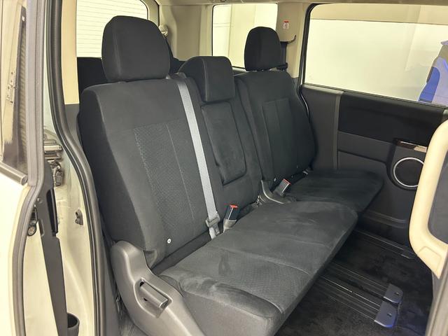 デリカＤ：５ シャモニー　ナビ　フルセグＴＶ　両側パワースライドドア　バックカメラ　サイドカメラ　フロントカメラ　フリップダウンモニター　パワシート　パドルシフト　ＥＴＣ　Ｂｌｕｅｔｏｏｔｈ（12枚目）