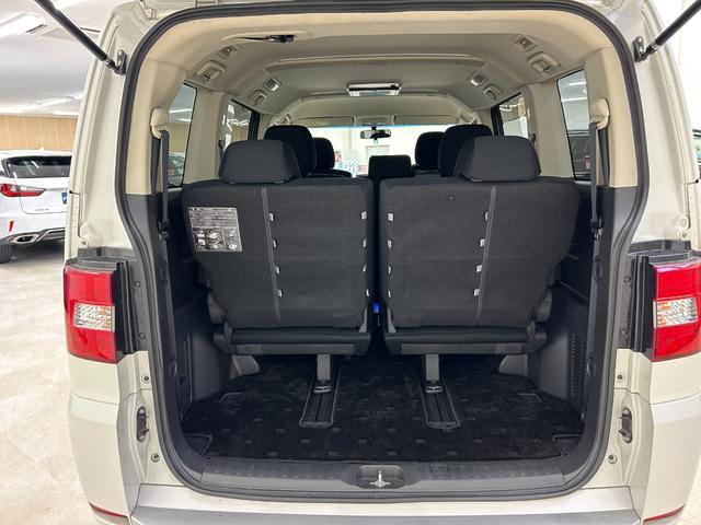 デリカＤ：５ シャモニー　ナビ　フルセグＴＶ　両側パワースライドドア　バックカメラ　サイドカメラ　フロントカメラ　フリップダウンモニター　パワシート　パドルシフト　ＥＴＣ　Ｂｌｕｅｔｏｏｔｈ（16枚目）