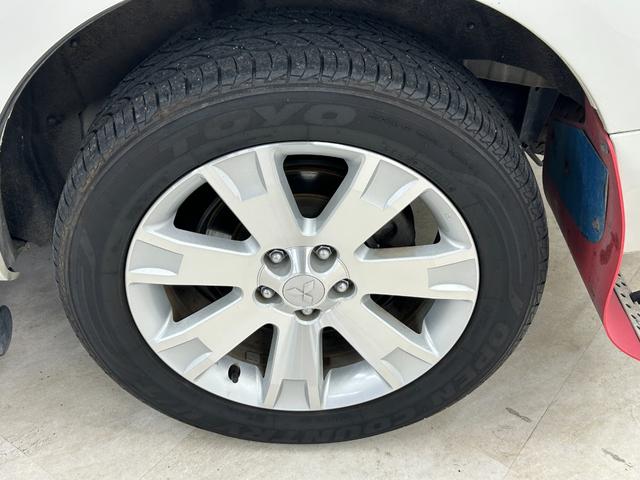 デリカＤ：５ シャモニー　ナビ　フルセグＴＶ　両側パワースライドドア　バックカメラ　サイドカメラ　フロントカメラ　フリップダウンモニター　パワシート　パドルシフト　ＥＴＣ　Ｂｌｕｅｔｏｏｔｈ（17枚目）