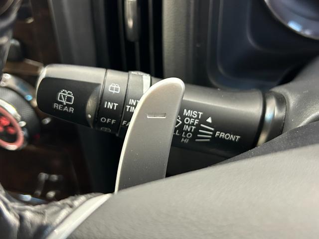 デリカＤ：５ シャモニー　ナビ　フルセグＴＶ　両側パワースライドドア　バックカメラ　サイドカメラ　フロントカメラ　フリップダウンモニター　パワシート　パドルシフト　ＥＴＣ　Ｂｌｕｅｔｏｏｔｈ（22枚目）