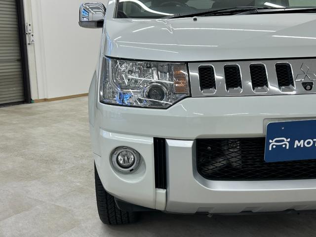 デリカＤ：５ シャモニー　ナビ　フルセグＴＶ　両側パワースライドドア　バックカメラ　サイドカメラ　フロントカメラ　フリップダウンモニター　パワシート　パドルシフト　ＥＴＣ　Ｂｌｕｅｔｏｏｔｈ（42枚目）