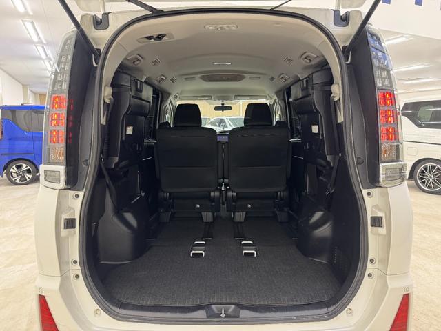 ヴォクシー ＺＳ　煌　社外ナビ　バックモニター　両側パワースライドドア　純正アルミホイール　プッシュスタート　Ｂｌｕｅｔｏｏｔｈ　ＥＴＣ（37枚目）