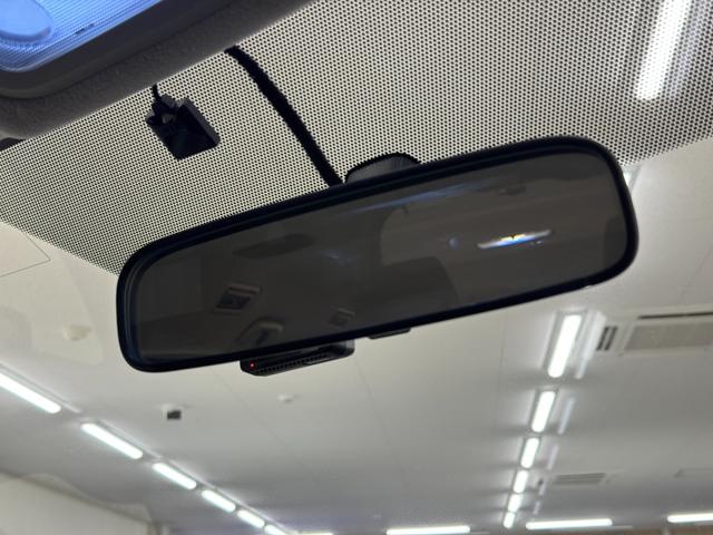 ヴォクシー ZS 煌 純正9インチナビTV バックカメラ スマートキー LEDヘッドライト 純正16インチアルミホイール ETC(15枚目)