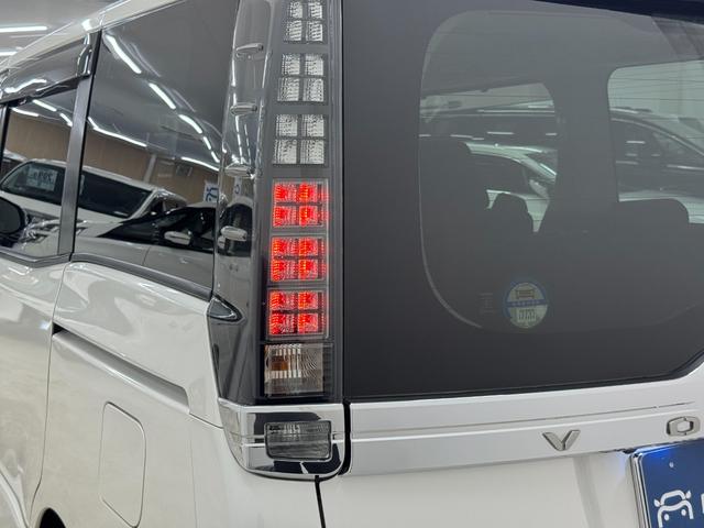 ヴォクシー ZS 煌 純正9インチナビTV バックカメラ スマートキー LEDヘッドライト 純正16インチアルミホイール ETC(42枚目)