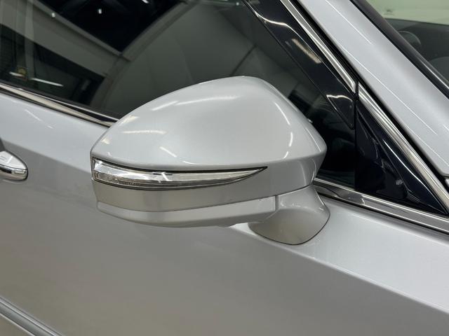 クラウンハイブリッド アスリートＧ　純正ＨＤＤナビＴＶ　黒レザーシート　バックカメラ　電動サンシェード（22枚目）