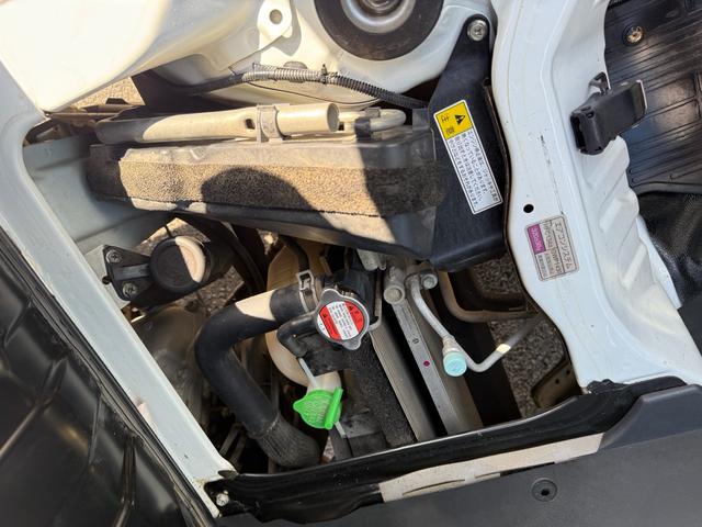 ＮＴ１００クリッパートラック ＤＸ　ニッサン　ＮＴ１００クリッパー　低温冷凍冷蔵車　－３０℃設定車　東洋ブラザー工業　Ｂカメラ　ドライブレコーダー付き（31枚目）