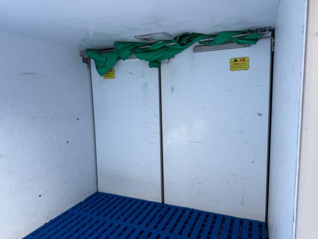 ＮＴ１００クリッパートラック ＤＸ　ニッサン　ＮＴ１００クリッパー　低温冷凍冷蔵車　－３０℃設定車　東洋ブラザー工業　Ｂカメラ　ドライブレコーダー付き（47枚目）