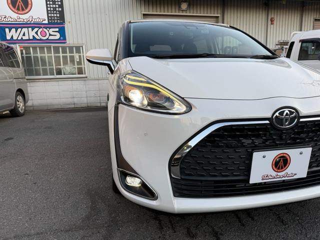 シエンタ G クエロ Gクエロ 7人乗り 軽減ブレーキ 両側自動ドア Iストップ 前後ドラレコ 全方位カメラ Bカメラ デュアルエアバック フルオートエアコン ウォークスルー LEDヘッド ナビ&TV/スペアー有(18枚目)