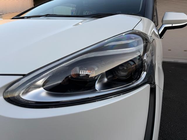 シエンタ G クエロ Gクエロ 7人乗り 軽減ブレーキ 両側自動ドア Iストップ 前後ドラレコ 全方位カメラ Bカメラ デュアルエアバック フルオートエアコン ウォークスルー LEDヘッド ナビ&TV/スペアー有(23枚目)