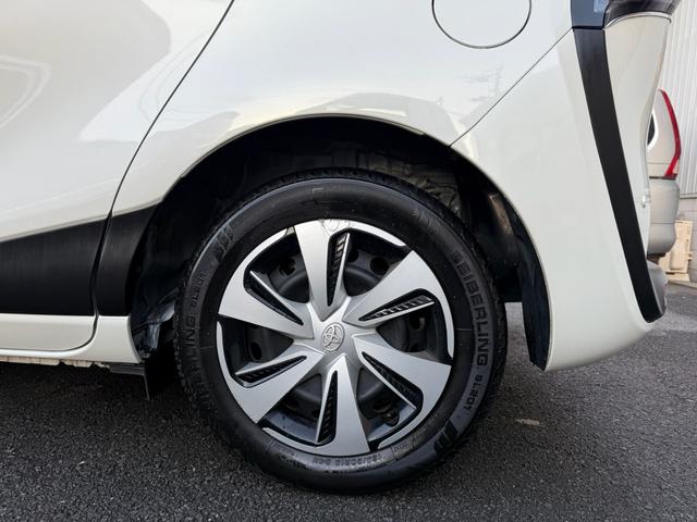 シエンタ G クエロ Gクエロ 7人乗り 軽減ブレーキ 両側自動ドア Iストップ 前後ドラレコ 全方位カメラ Bカメラ デュアルエアバック フルオートエアコン ウォークスルー LEDヘッド ナビ&TV/スペアー有(33枚目)