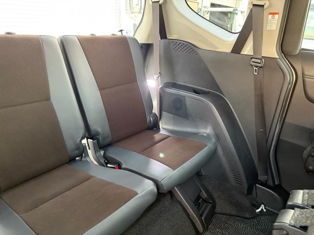 シエンタ G クエロ Gクエロ 7人乗り 軽減ブレーキ 両側自動ドア Iストップ 前後ドラレコ 全方位カメラ Bカメラ デュアルエアバック フルオートエアコン ウォークスルー LEDヘッド ナビ&TV/スペアー有(50枚目)