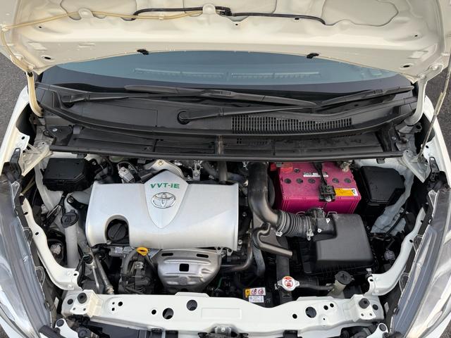 シエンタ G クエロ Gクエロ 7人乗り 軽減ブレーキ 両側自動ドア Iストップ 前後ドラレコ 全方位カメラ Bカメラ デュアルエアバック フルオートエアコン ウォークスルー LEDヘッド ナビ&TV/スペアー有(68枚目)