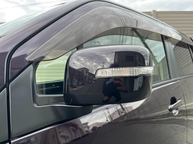 ワゴンＲスティングレー リミテッド　ナビ　ＴＶ　Ｂｌｕｅｔｏｏｔｈオーディオ　ハーフレザーシート　スマートキー　プッシュスタート　ＨＩＤ　フォグ　オートエアコン（9枚目）