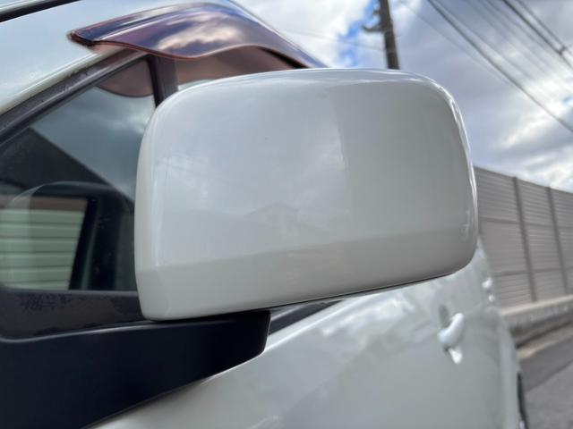 �h�A�~���[