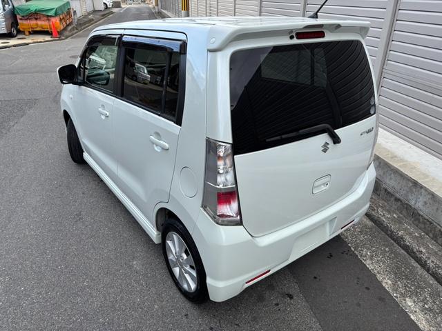 ワゴンＲスティングレー Ｘ　ワンオーナー　ナビ　ワンセグＴＶ　ＣＤ／ＤＶＤ再生　ＥＴＣ　プッシュスタート　スマートキー　ＨＩＤライト　フォグ（10枚目）