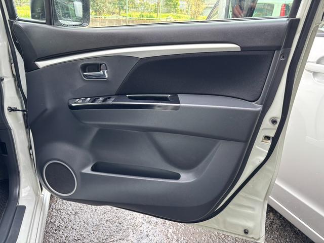 ワゴンＲスティングレー Ｘ　ワンオーナー　ナビ　ワンセグＴＶ　ＣＤ／ＤＶＤ再生　ＥＴＣ　プッシュスタート　スマートキー　ＨＩＤライト　フォグ（30枚目）