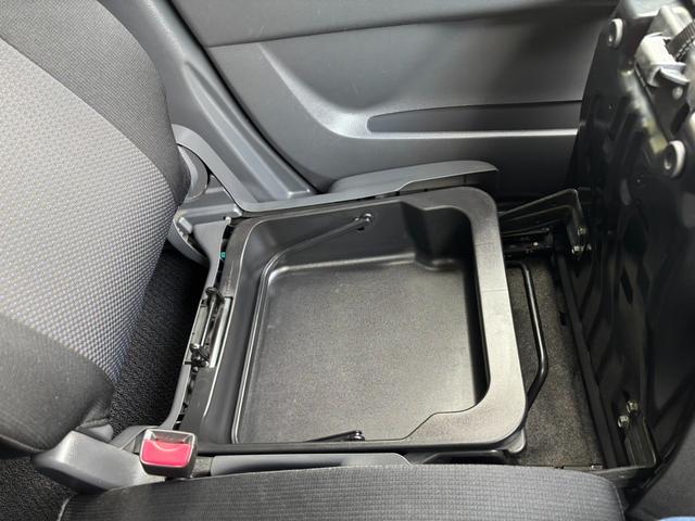 ワゴンＲスティングレー Ｘ　ワンオーナー　ナビ　ワンセグＴＶ　ＣＤ／ＤＶＤ再生　ＥＴＣ　プッシュスタート　スマートキー　ＨＩＤライト　フォグ（50枚目）