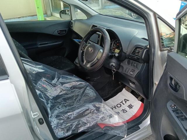 ラクティス X 福祉車両 車いす仕様車 スロープタイプ 車いす1台 助手席側リヤシート付 ナビ TV ETC(8枚目)